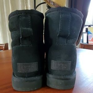 Black Ugg Boots